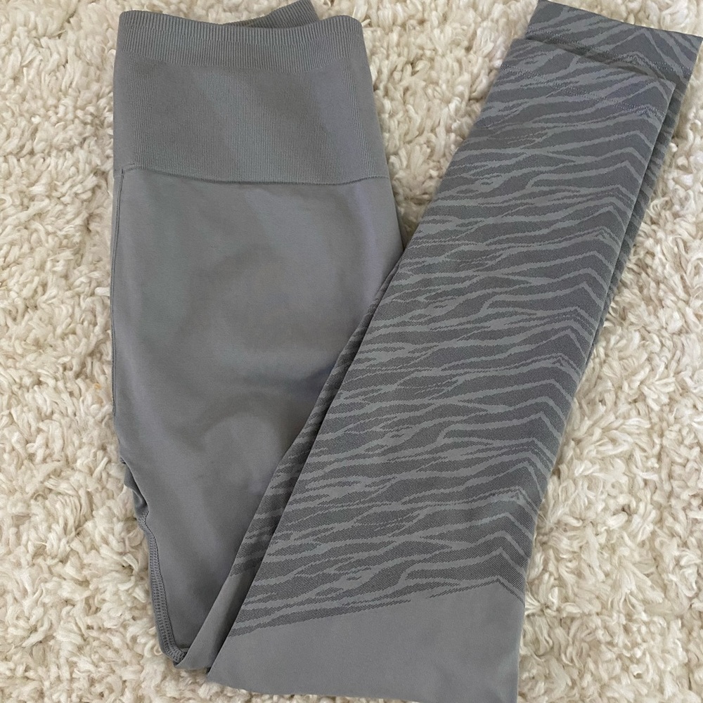 Fabletics High Waisted Leggings